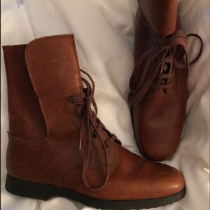 Tod’s saddle color lace short boots Size 39EU NWOT